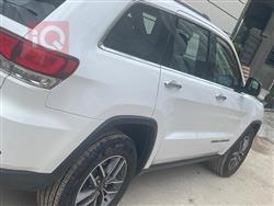 جیپ گراند شیرۆکی